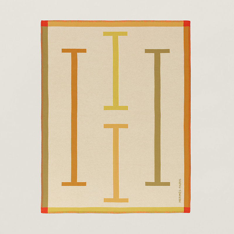 hi-blanket--103691M 02-flat-wm